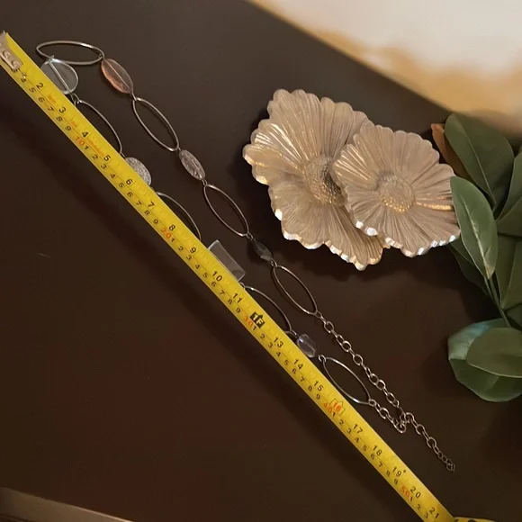 Beaded necklace - Picture 3 of 3